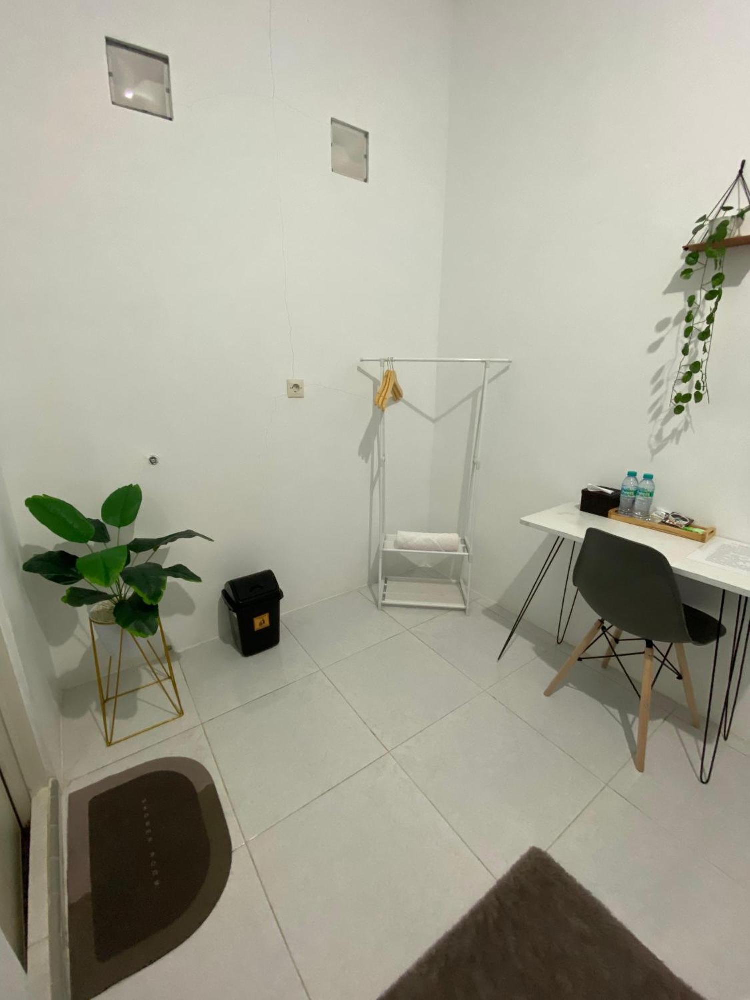 Kost & Fafa Banyuwangi Homestay